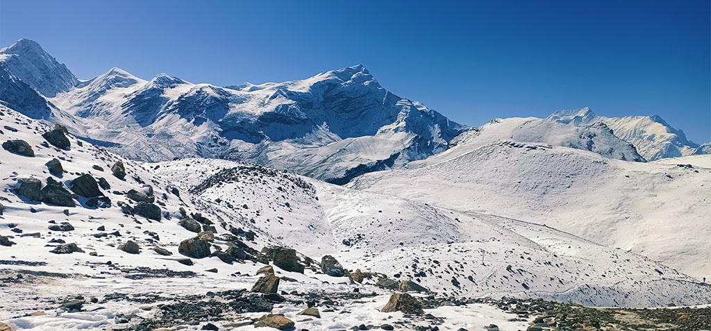 Thorong La Pass, trek to Annapurna Circuit.