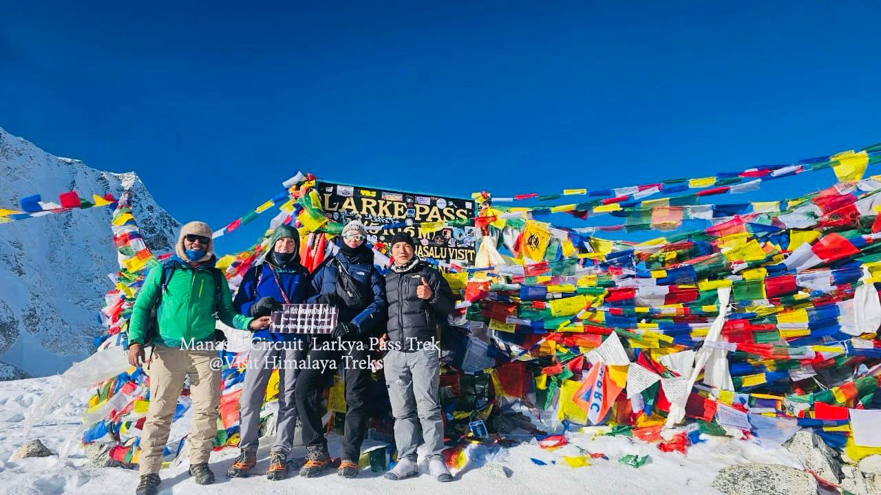Manaslu Circuit Larkya Pass Trek 13 Days