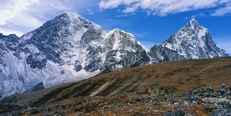 Arakam Tse and Cholatse View from Thugla Pass