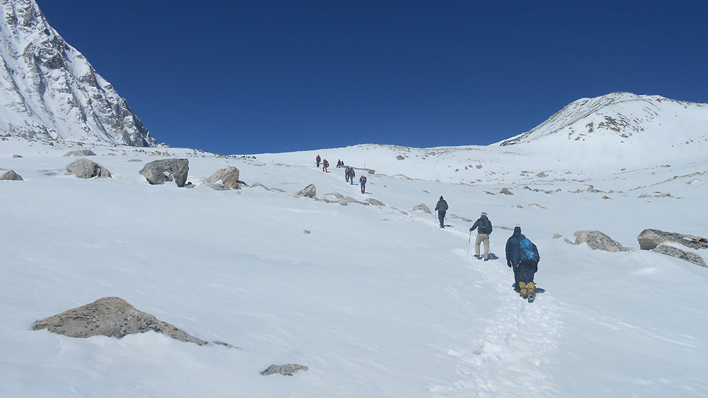 Manaslu Larke Pass Trek In Nepal
